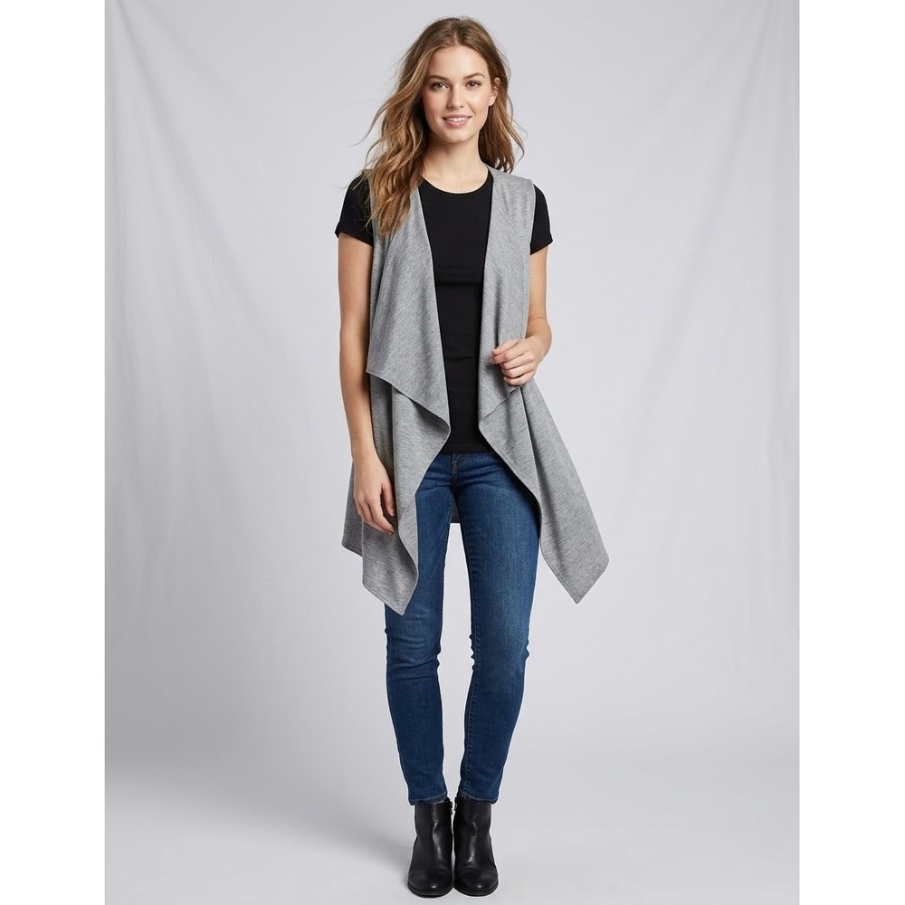 Matilda Jane Waterfall Vest Womens Small Gray Excellent